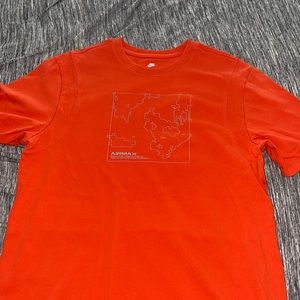 Nike air max shirt